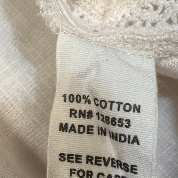 Joie Ivory Broderie Anglaise Cotton Peplum Blouse Top Size M Crochet Lace Snap - Picture 6 of 8